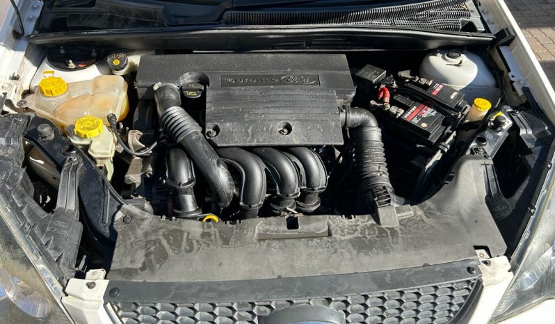 Ford Ikon 1.6 full