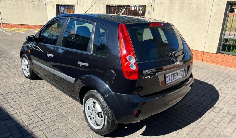 Ford Fiesta 1.4 full