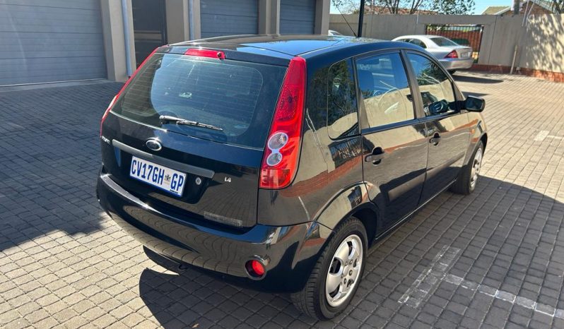 Ford Fiesta 1.4 full