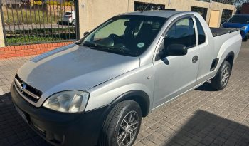 Opel Corsa Utility 1.4 full