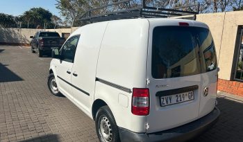 VW Caddy 1.6 full