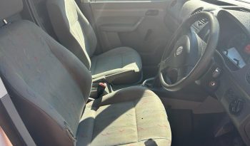 VW Caddy 1.6 full