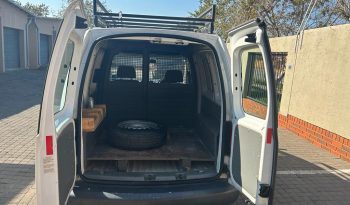 VW Caddy 1.6 full