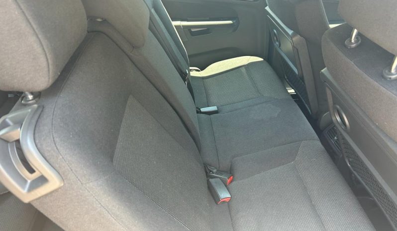 Opel Zafira 1.6 Seven Seater full